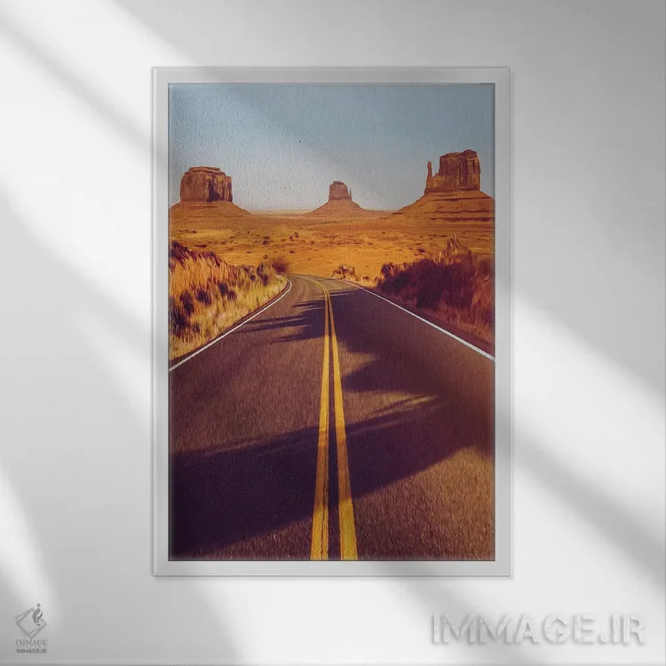 تابلو دکوراتیو جاده ای در صحرای تگزاس اثر ایوجنیا بیدیوک - نمای قابدار سفید