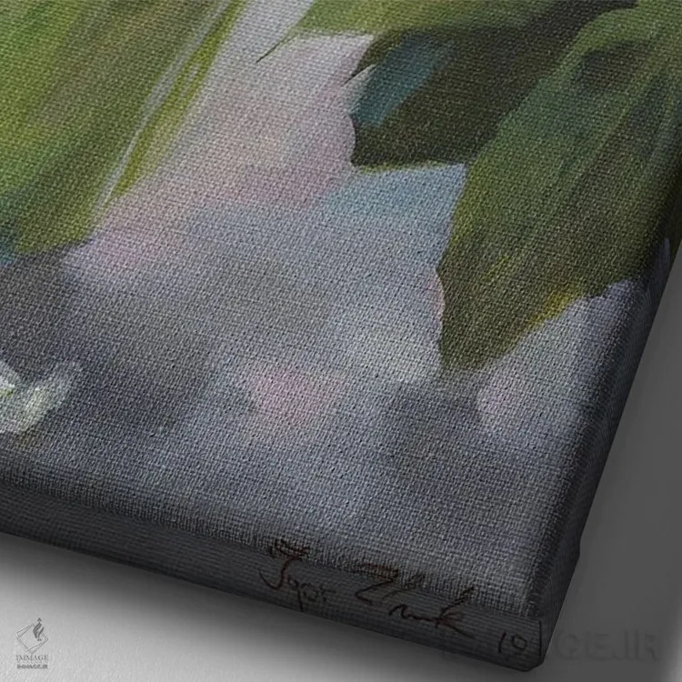 تابلو دکوراتیو گل صدتومانی سفید اثر ایگور ژوک - نمای نزدیک بافت بوم