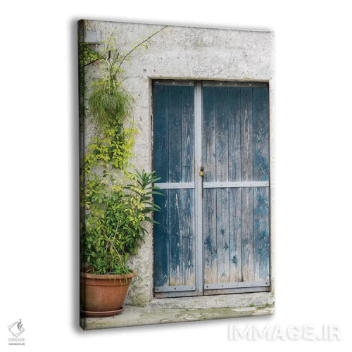 تابلو دکوراتیو در آبی بر خانه سنگی ساسی در ماترا اثر جولی اگرز - نمای پرسپکتیو محصول