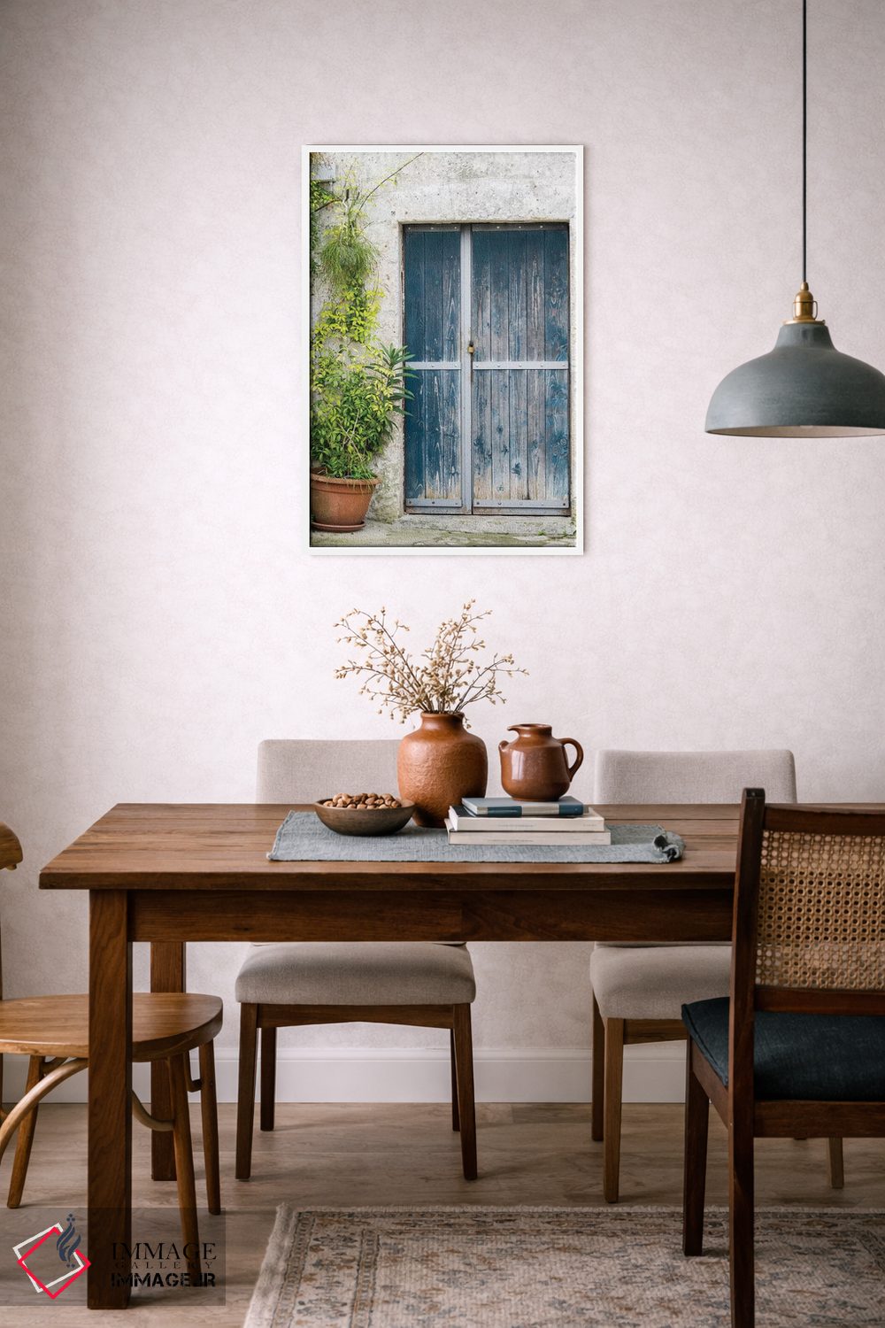 تابلو دکوراتیو در آبی بر خانه سنگی ساسی در ماترا اثر جولی اگرز - D5W