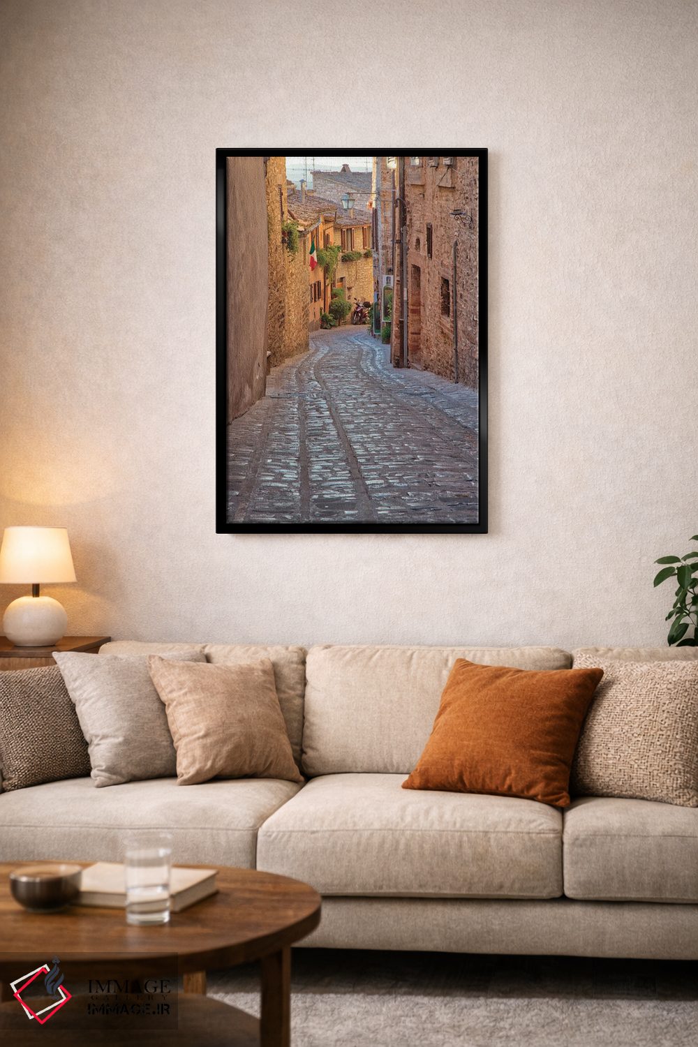 تابلو دکوراتیو Umbria Cobblestone Street In The Town Of Spello,ایتالیا، آمبر… اثر جولی اگرز - D5B