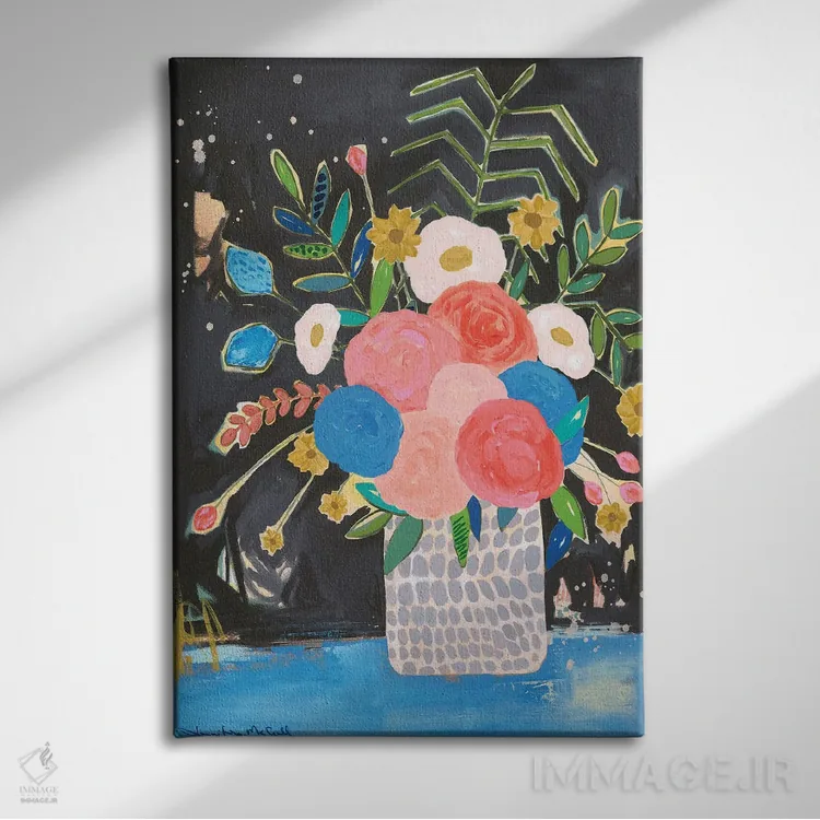 تابلو دکوراتیو گلدان خال خالی خاکستری اثر جنیفر مک کالی - نمای روبهرو روی دیوار