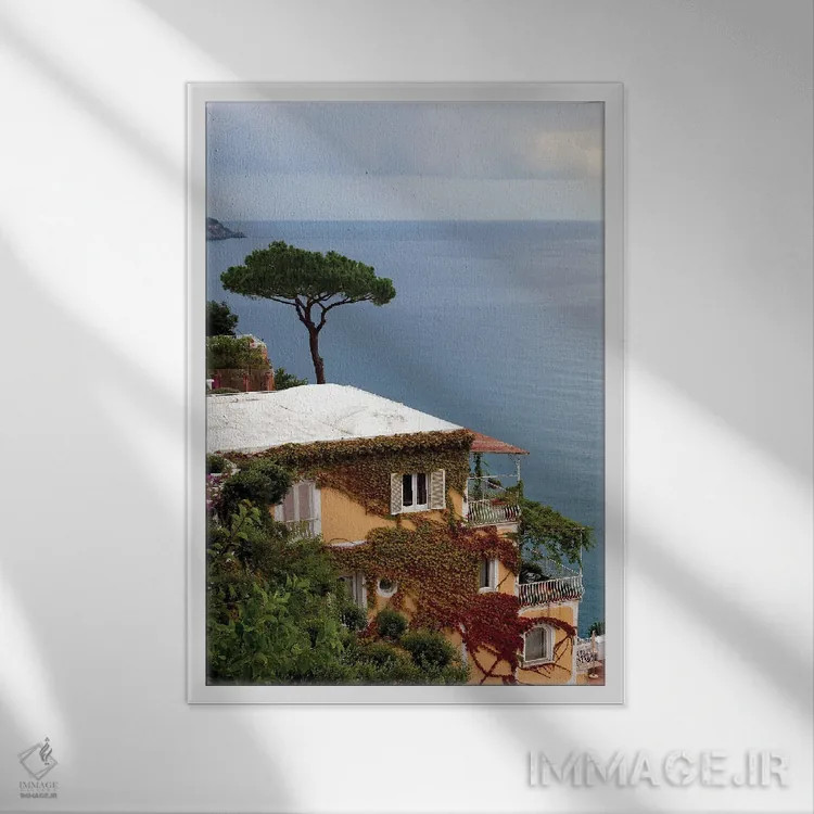 تابلو دکوراتیو بر لبه نشسته اثر جنت فیکار - نمای قابدار سفید