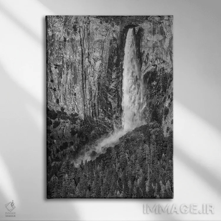 تابلو دکوراتیو California, Yosemite, Bridal Veil Falls,آمریکا، کالیفرنیا، یوس… اثر جان فورد - نمای روبهرو روی دیوار