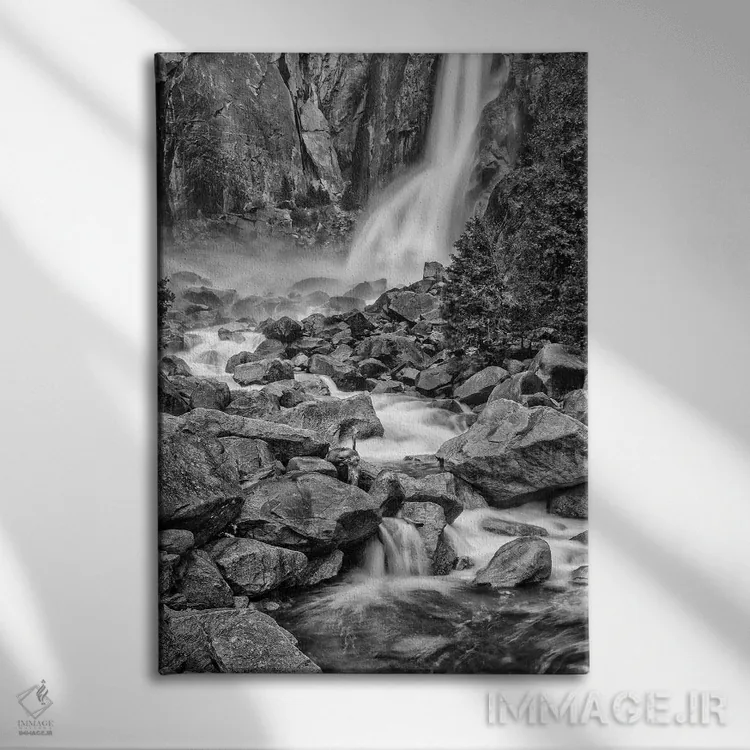 تابلو دکوراتیو California, Yosemite, Bridlevale Falls,آمریکا، کالیفرنیا، یوسم… اثر جان فورد - نمای روبهرو روی دیوار