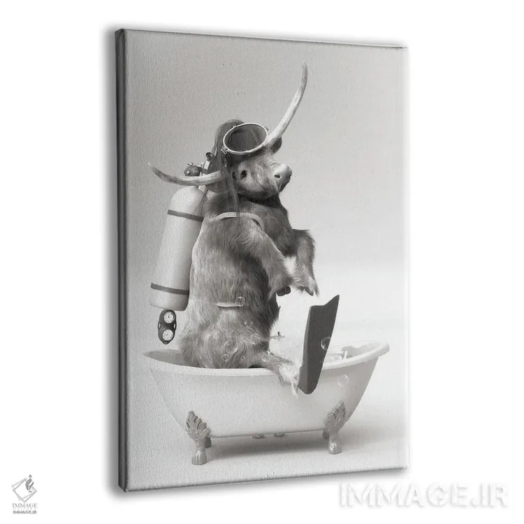 تابلو دکوراتیو گاو کوهستانی در حمام در حال غواصی زیر آب اثر جوفری فیلیپ - نمای پرسپکتیو محصول