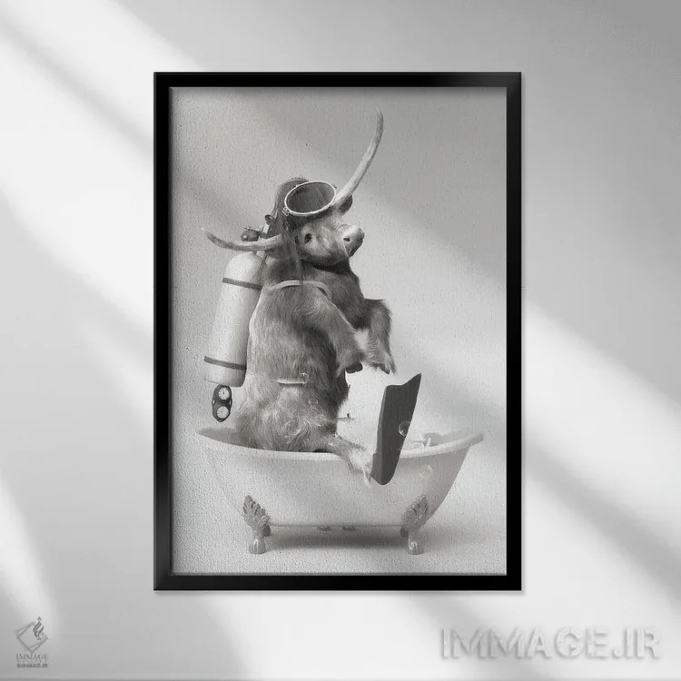 تابلو دکوراتیو گاو کوهستانی در حمام در حال غواصی زیر آب اثر جوفری فیلیپ - نمای قابدار مشکی