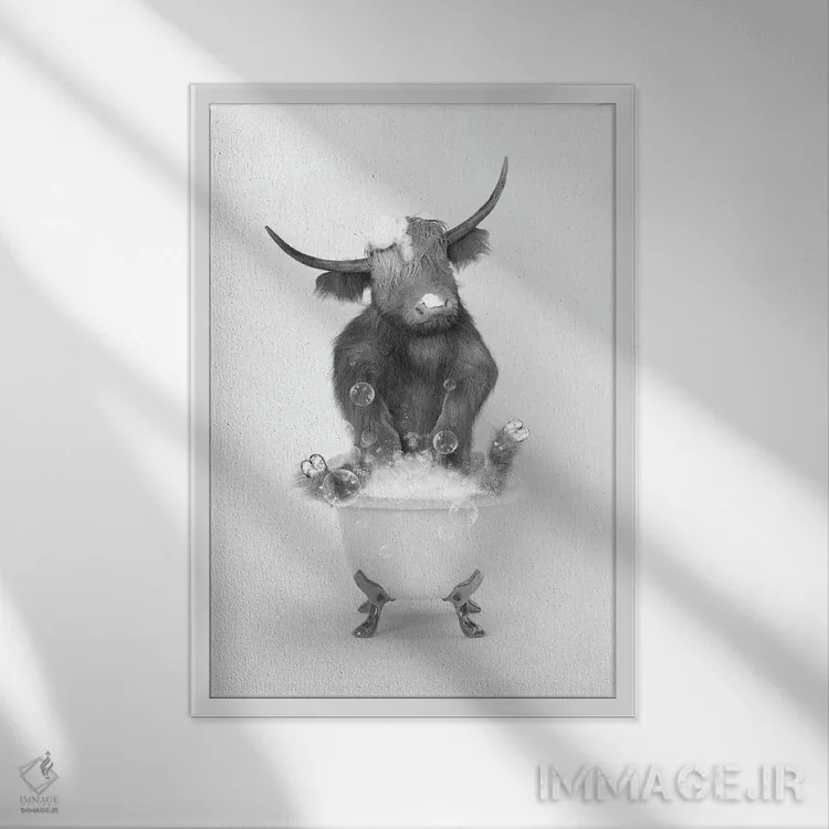 تابلو دکوراتیو گاو کوهستانی در حمام جلویی اثر جوفری فیلیپ - نمای قابدار سفید