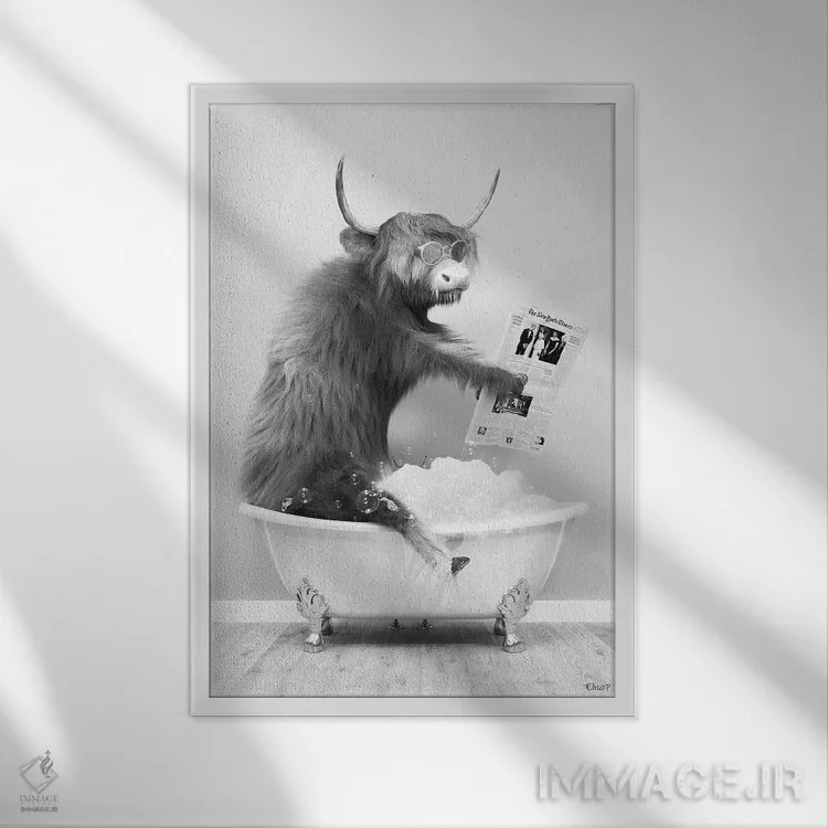 تابلو دکوراتیو دفترچه گاو کوهستانی در حمام اثر جوفری فیلیپ - نمای قابدار سفید