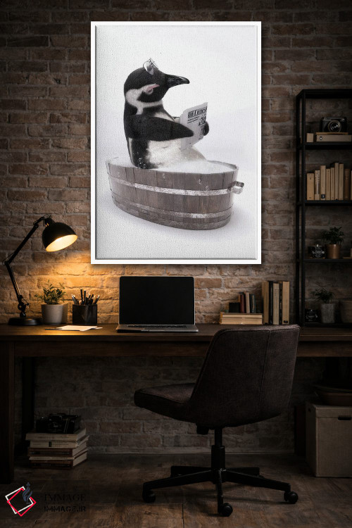 تابلو دکوراتیو پنگوئن در وان چوبی اثر جوفری فیلیپ - D4W