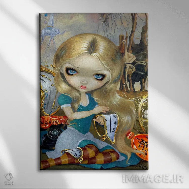 تابلو دکوراتیو آلیس در رویای دالی اثر جزمین بکت-گریفیت - نمای روبهرو روی دیوار