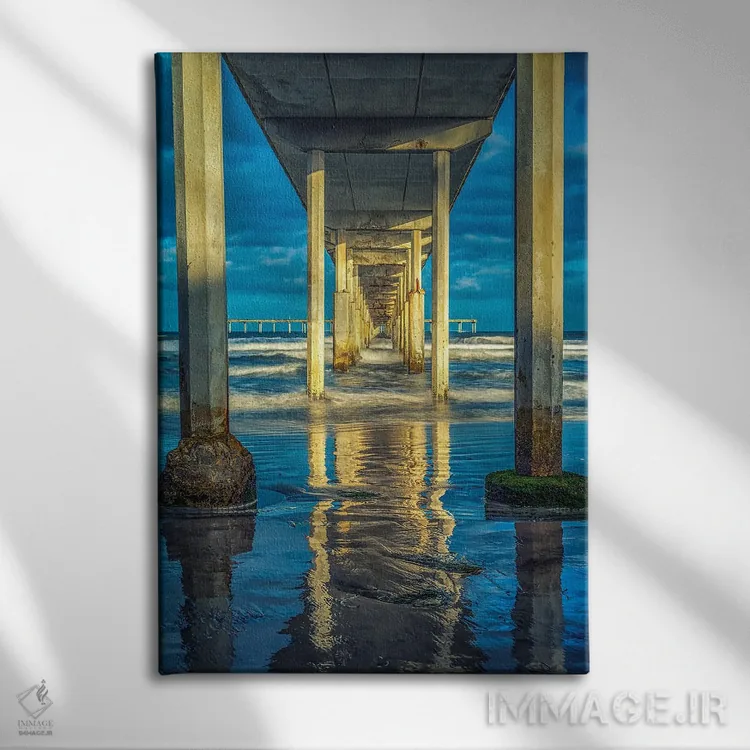 تابلو دکوراتیو اسکله ساحل اقیانوس در قاب اثر جوزف اس. جیاکالونه - نمای روبهرو روی دیوار