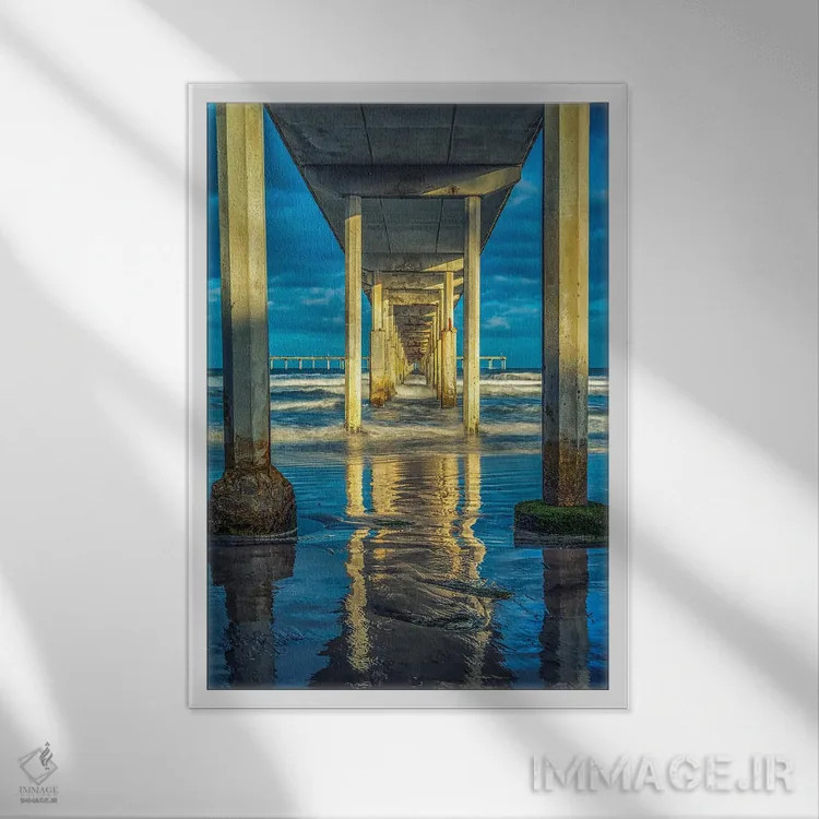 تابلو دکوراتیو اسکله ساحل اقیانوس در قاب اثر جوزف اس. جیاکالونه - نمای قابدار سفید