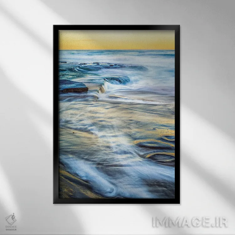 تابلو دکوراتیو صخره مرجانی هنگام طلوع اثر جوزف اس. جیاکالونه - نمای قابدار مشکی