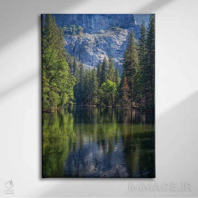 تابلو دکوراتیو انعکاس بر رودخانه مرسد اثر جوزف اس. جیاکالونه - نمای روبهرو روی دیوار