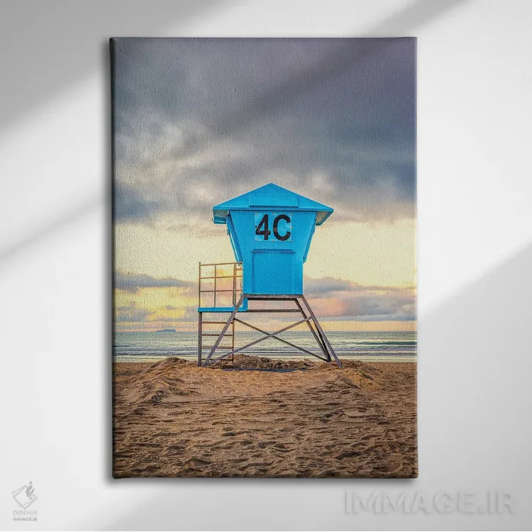 تابلو دکوراتیو ۴C در ساحل مرکزی کروناادو اثر جوزف اس. جیاکالونه - نمای روبهرو روی دیوار