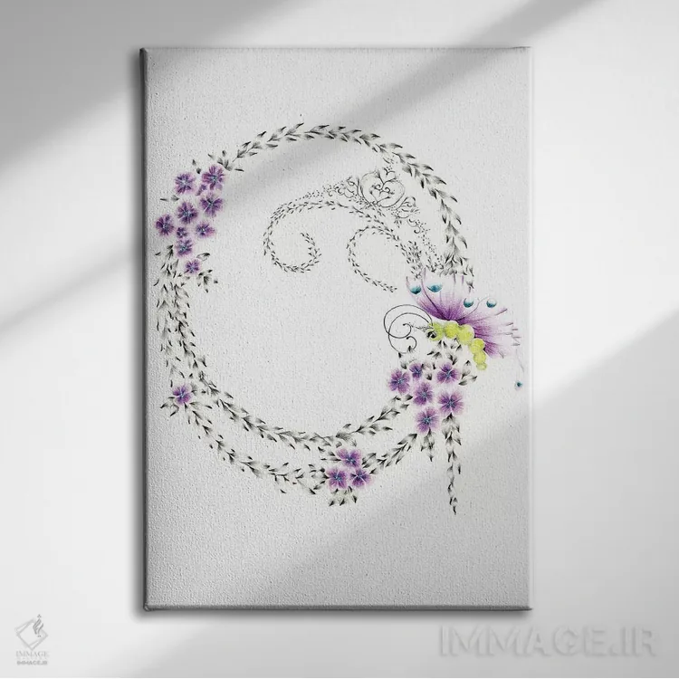 تابلو دکوراتیو حرف O اثر جوانا هابر - نمای روبهرو روی دیوار