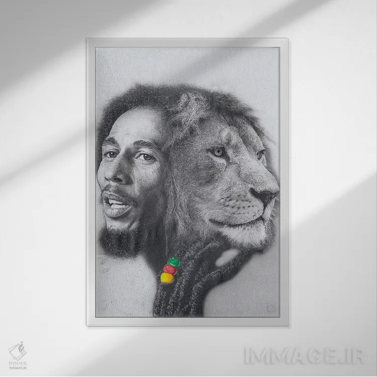 تابلو دکوراتیو شاه مارلی اثر جوزایا جونز - نمای قابدار سفید