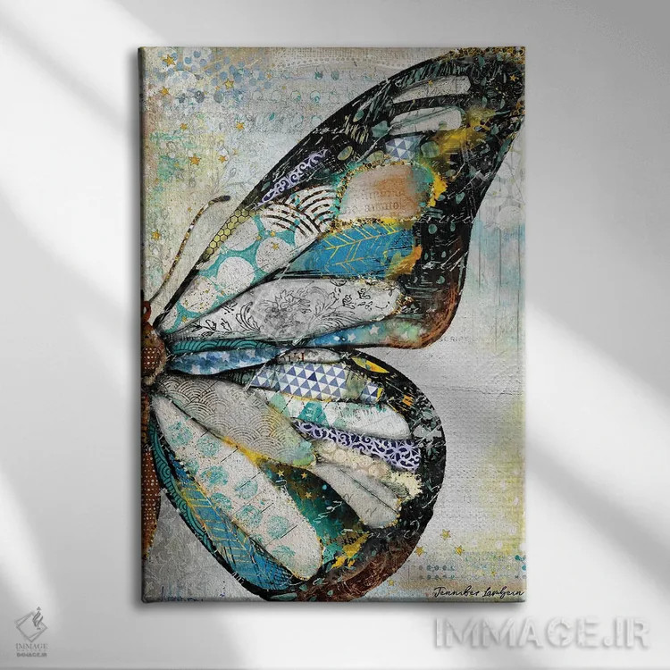 تابلو دکوراتیو پروانه نور ستارگان اثر جنیفر لمباین - نمای روبهرو روی دیوار