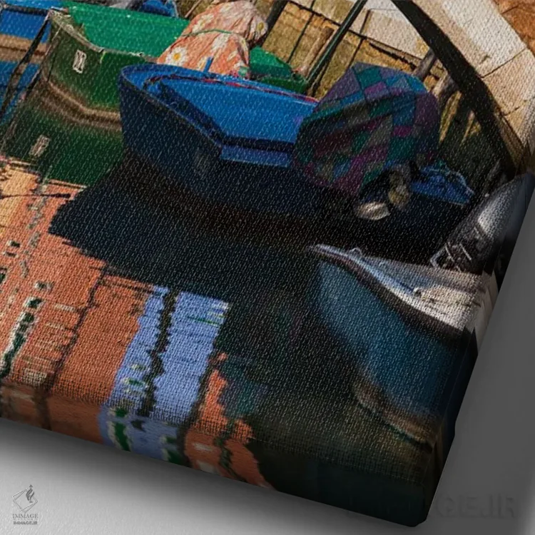 تابلو دکوراتیو Burano. Reflection of colorful houses in canal.,ایتالیا، بو… اثر مریل ایماجز - نمای نزدیک بافت بوم