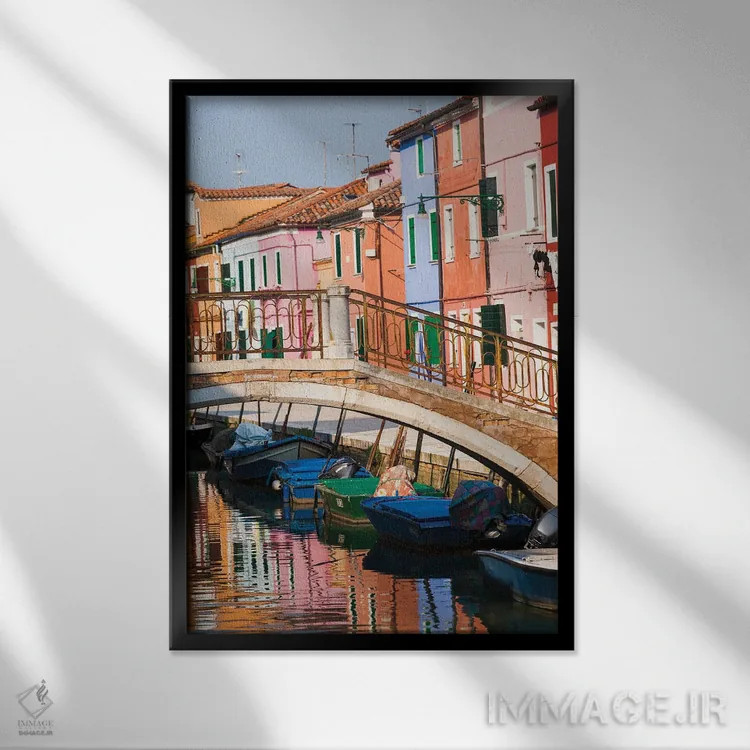 تابلو دکوراتیو Burano. Reflection of colorful houses in canal.,ایتالیا، بو… اثر مریل ایماجز - نمای قابدار مشکی