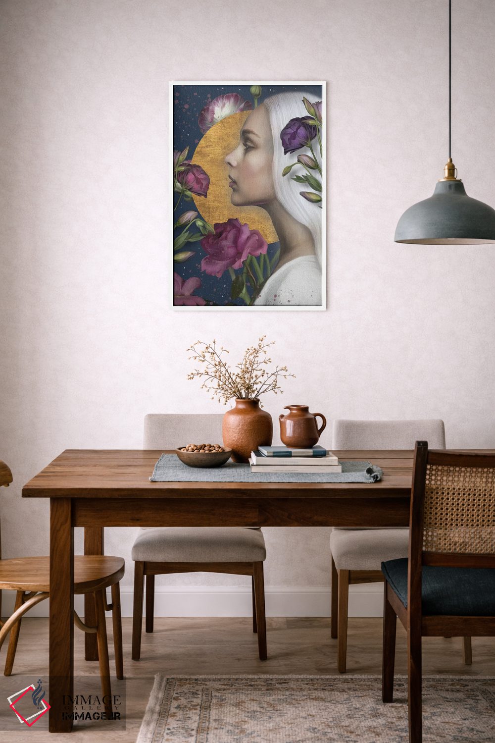 تابلو دکوراتیو ماه بنفش اثر جولیانا لوومر - D4W