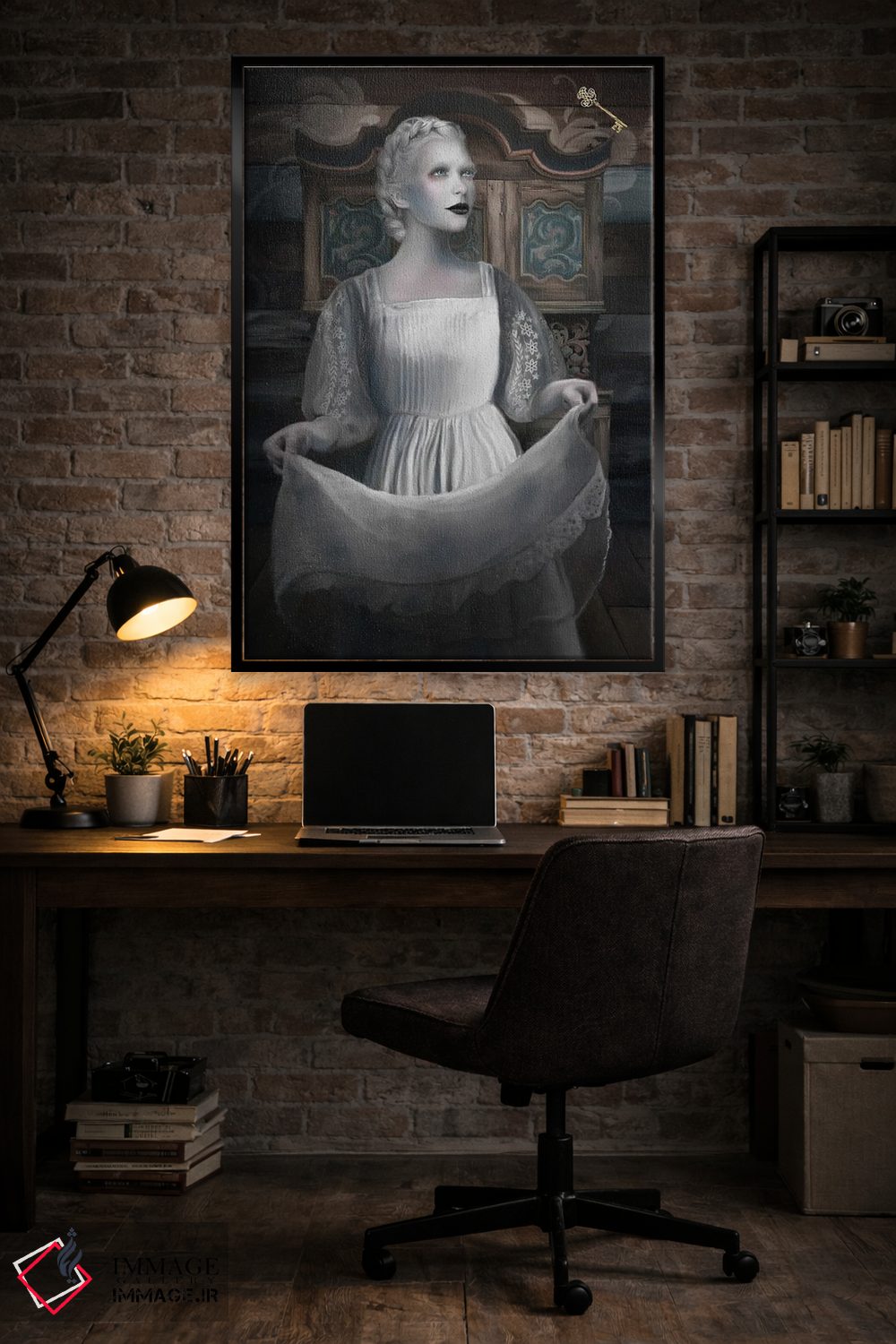 تابلو دکوراتیو کلید طلایی اثر جولیانا لوومر - D5B