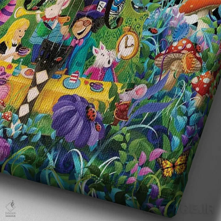 تابلو دکوراتیو اجرای مهمانی چای آلیس در سرزمین عجایب اثر جولیز - نمای نزدیک بافت بوم