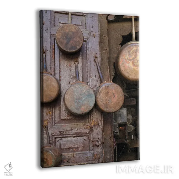 تابلو دکوراتیو Morocco. Antique Copper Pans For Sale In The Medina,فاس… اثر ژولین مک رابرتس - نمای پرسپکتیو محصول