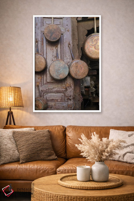 تابلو دکوراتیو Morocco. Antique Copper Pans For Sale In The Medina,فاس… اثر ژولین مک رابرتس - D3W