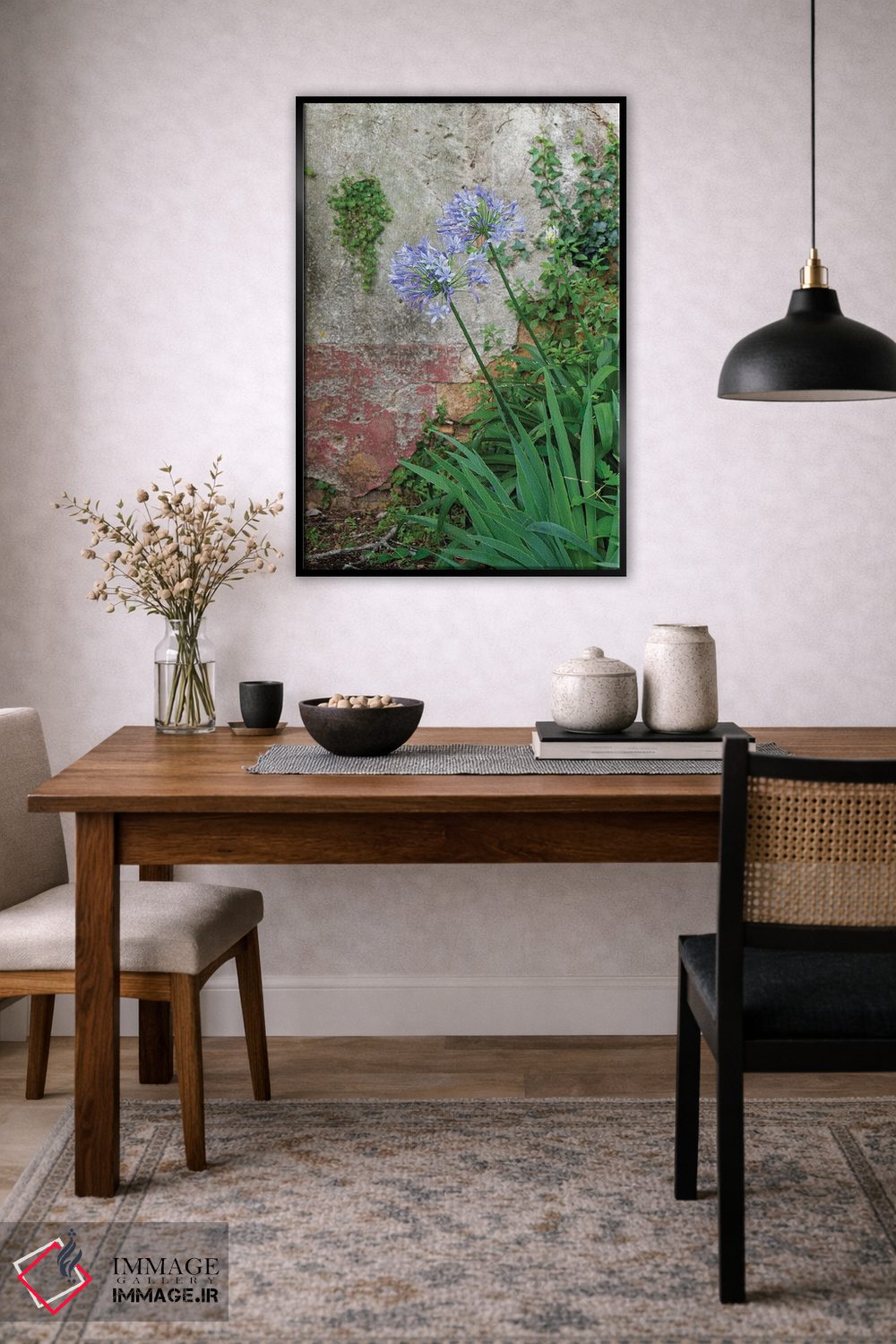 تابلو دکوراتیو Portugal. Flower In Garden.,کویمبرا، پرتغال. گلی در باغ اثر ژولین مک رابرتس - D6B