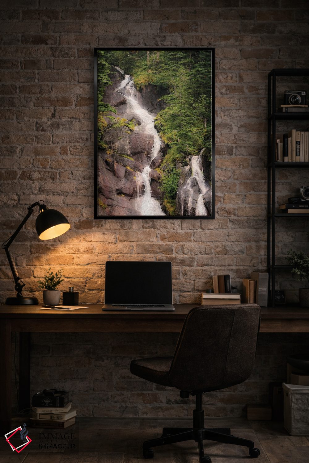 تابلو دکوراتیو شبه جزیره کنای، دو آبشار احاطه شده با درختان کاج اثر جنت مویر - D5B