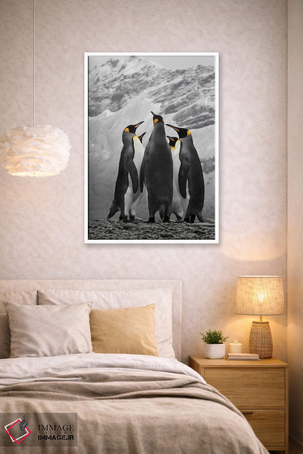 تابلو دکوراتیو A Conference Of King Penguins,جنوبگان، گردهمایی پنگوئن های شاه اثر جنت مویر - D1W