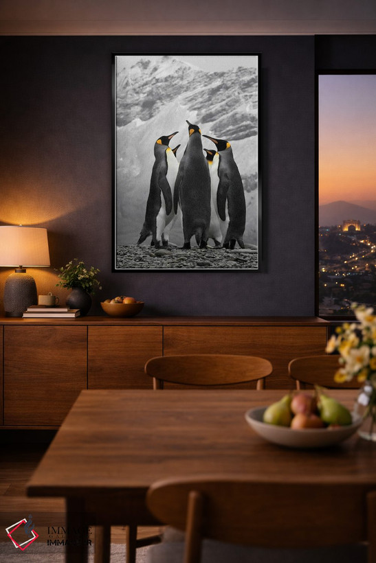تابلو دکوراتیو A Conference Of King Penguins,جنوبگان، گردهمایی پنگوئن های شاه اثر جنت مویر - D2B