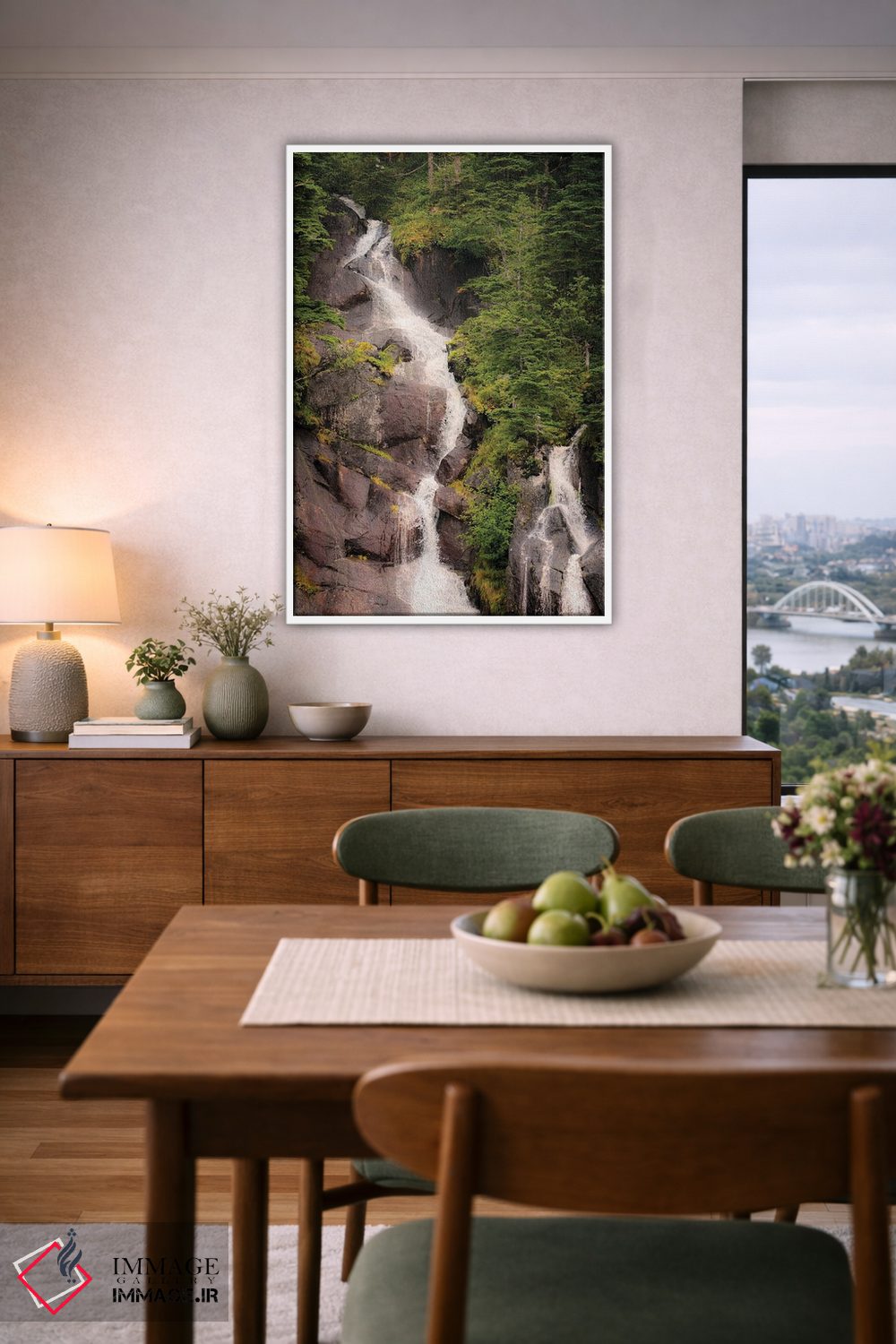 تابلو دکوراتیو شبه جزیره کنای، دو آبشار احاطه شده با درختان کاج اثر جنت مویر - D6W