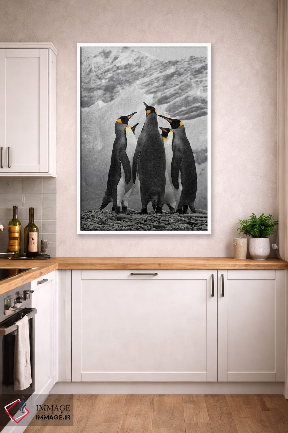 تابلو دکوراتیو A Conference Of King Penguins,جنوبگان، گردهمایی پنگوئن های شاه اثر جنت مویر - D4W