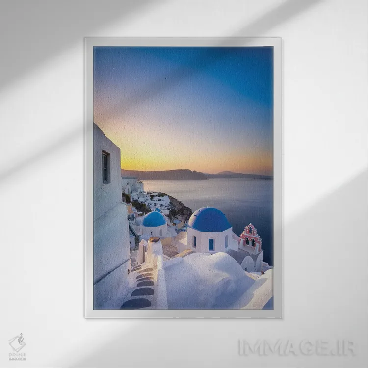 تابلو دکوراتیو Santorini, Greece,طلوع خورشید بر فراز بام های آبی اویا، سانتوری… اثر یان بکه - نمای قابدار سفید