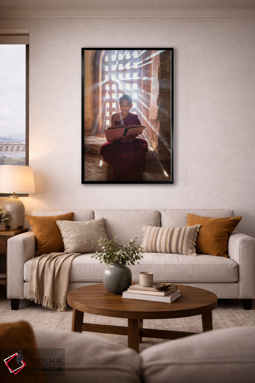 تابلو دکوراتیو Bagan, Myanmar,راهب نوآموز برمه ای در حال خواندن کتاب در معبدی… اثر یان بکه - D4B
