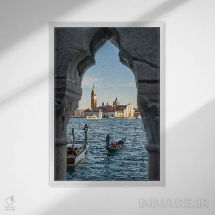 تابلو دکوراتیو Venice, Italy,نمای سن جورجو ماجوره و گوندولا، ونیز، ایتالیا اثر یان بکه - نمای قابدار سفید