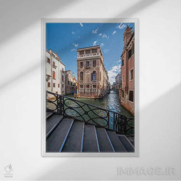 تابلو دکوراتیو Venice, Italy,پل کنزافلزی در تابستان، ونیز، ایتالیا اثر یان بکه - نمای قابدار سفید