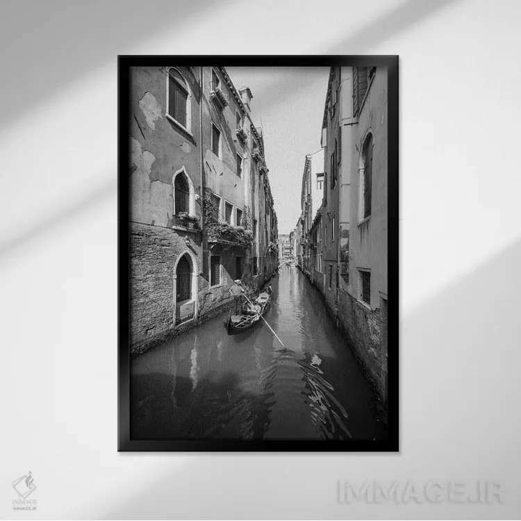 تابلو دکوراتیو Italy,سواری گوندولا در یک کانال ونیز، ایتالیا اثر یان بکه - نمای قابدار مشکی