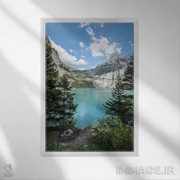 تابلو دکوراتیو دریاچه اوشینن در کوه های آلپ سوئیس اثر یان بکه - نمای قابدار سفید