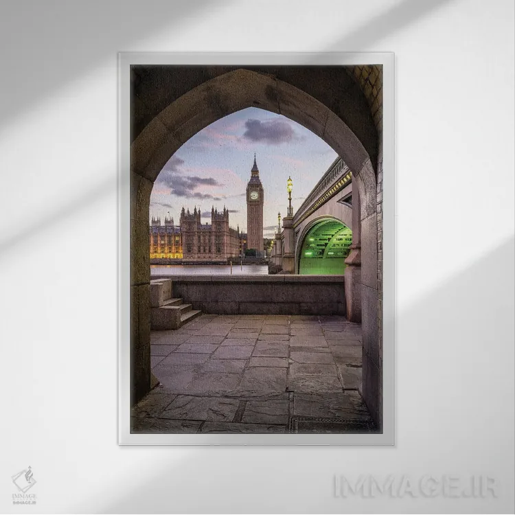 تابلو دکوراتیو London, Great Britain,برج بیگ بن و پل وست مینستر در هنگام غروب… اثر یان بکه - نمای قابدار سفید