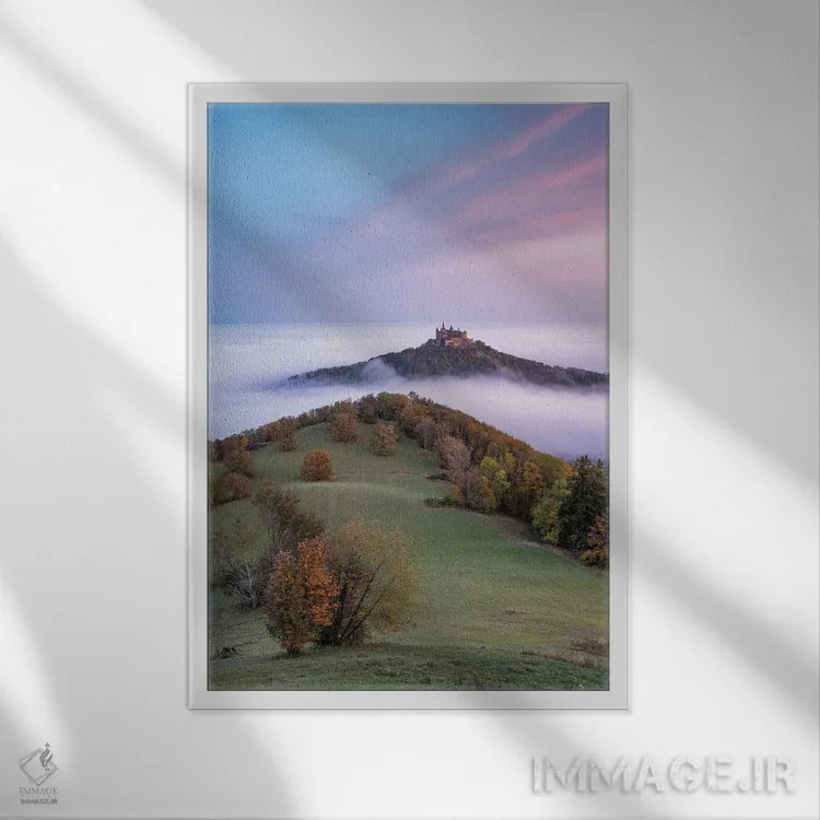 تابلو دکوراتیو Swabian Jura, Germany,قلعه هوهنتسولرن هنگام طلوع آفتاب، یورای ش… اثر یان بکه - نمای قابدار سفید