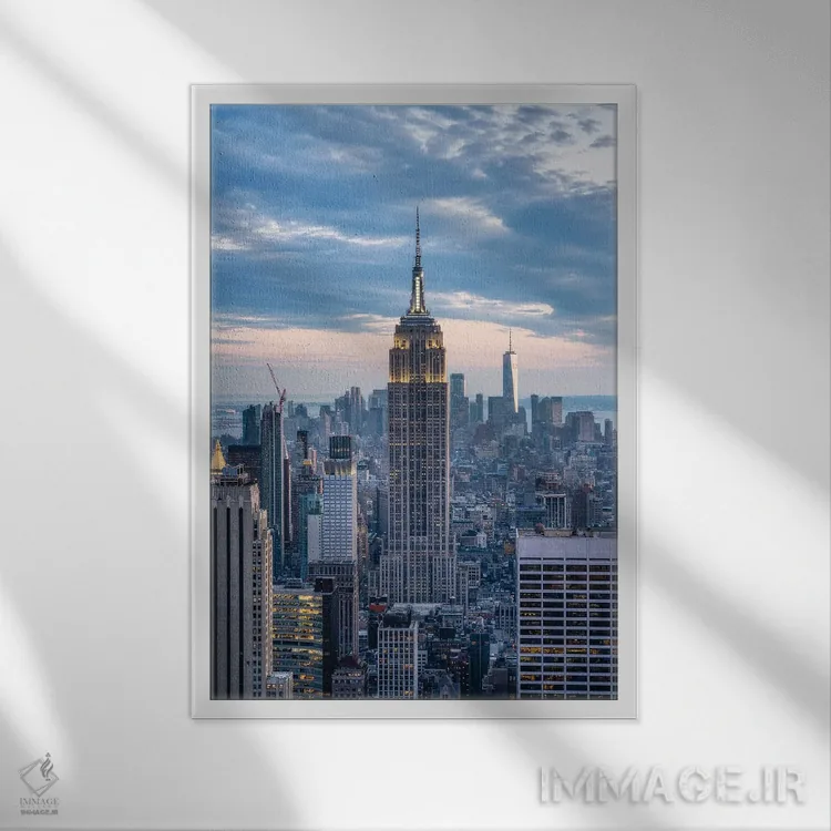 تابلو دکوراتیو New York City,ساختمان امپایر استیت در گرگ ومیش، شهر نیویورک اثر یان بکه - نمای قابدار سفید