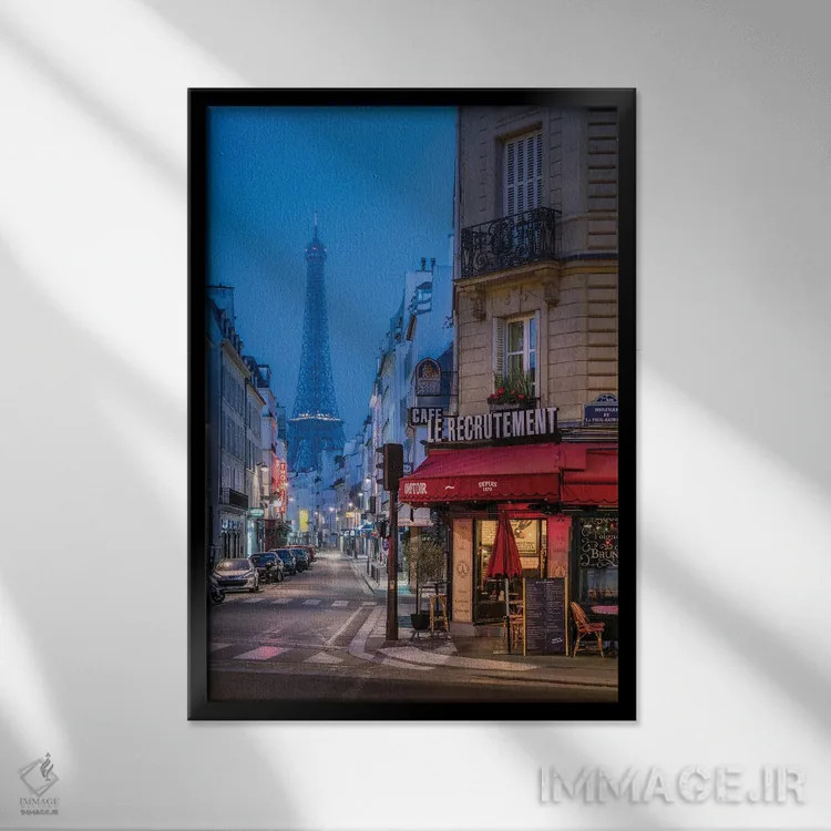 تابلو دکوراتیو Paris, France,خیابان سن-دومینیک و برج ایفل در شب، پاریس، فرانسه اثر یان بکه - نمای قابدار مشکی