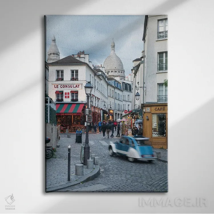 تابلو دکوراتیو Paris, France,خیابان های مونمارتر با منظره ای به سمت کلیسای سکر… اثر یان بکه - نمای روبهرو روی دیوار
