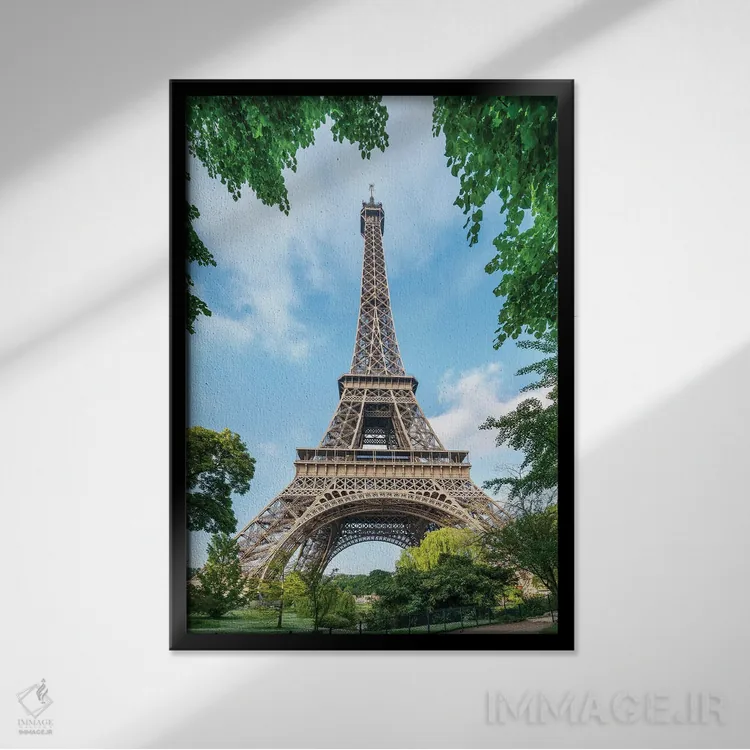 تابلو دکوراتیو Paris, France,برج ایفل در تابستان، پاریس، فرانسه اثر یان بکه - نمای قابدار مشکی