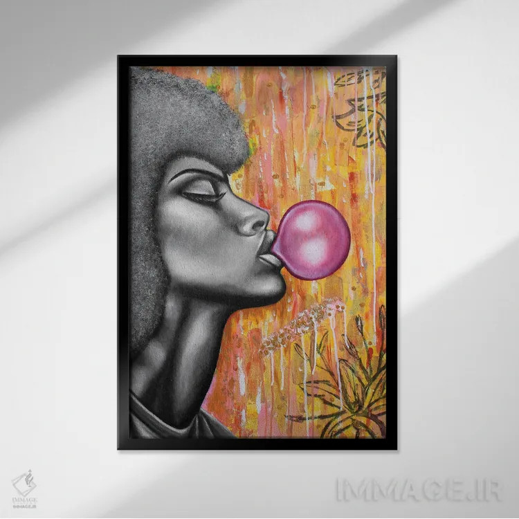 تابلو دکوراتیو دختر آدامس بادکنکی اثر جونیر ناوارو - نمای قابدار مشکی