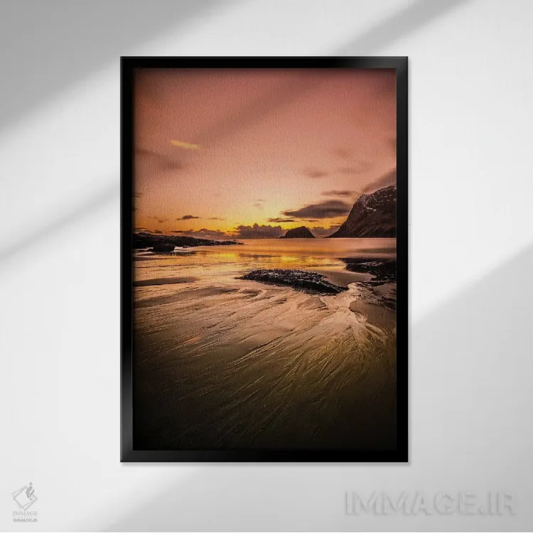 تابلو دکوراتیو لفوتن اثر اندرز یورولف - نمای قابدار مشکی